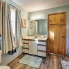 Отель Bright Southern Shores Family Home < 1 Mi to Beach, фото 6