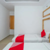 Отель OYO 15111 Greencity Comforts, фото 6