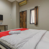 Отель RedDoorz near Puri Indah Mall, фото 5