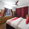 Отель OYO 12527 Hotel Oak Valley, фото 18
