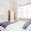 Отель Spacious 5 Bedroom House in Gravesend, фото 5