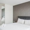 Отель Highest Value Studio Room at Bintaro Icon Apartment, фото 5