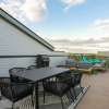 Отель Franklin by Avantstay Trendy Townhouse in Great Location w/ Private Roof Top Patio, фото 8