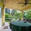 Отель Lively Holiday Home in Wien With Private Garden, фото 10