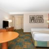 Отель La Quinta Inn & Suites Denver Southwest Lakewood, фото 2