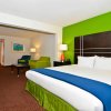 Отель Holiday Inn Express Atlanta NE I-85 Clairmont, an IHG Hotel, фото 2