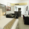 Отель WH Hotel, фото 9