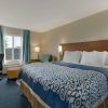 Отель Days Inn & Suites by Wyndham Altoona, фото 3