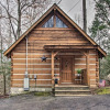 Отель Honey Bear Pause: Rural Escape w/ Porch & Hot Tub!, фото 8