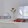 Отель Modern Holiday Home With Enclosed Garden, фото 13