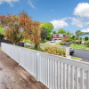 Отель Sunny Three Bedroom Pakuranga Delight, фото 14