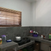 Отель Super OYO 93085 Homy Stay Syariah, фото 12