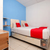Отель RedDoorz Near Kota Lama Semarang, фото 4