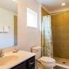 Отель Paradise Found Apartment 6 Bedroom, фото 8