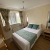 Отель Charming 6-bed House in Reading With Parking, фото 2