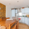 Отель Spacious 2 Bedroom Apartment in Converted Warehouse in Brixton, фото 3