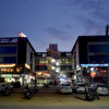 Отель Middle Town, фото 1