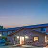 Отель Super 8 by Wyndham Hartford WI, фото 10