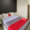 Отель RedDoorz near RSUD Margono Purwokerto 3, фото 8