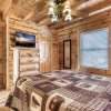 Отель The Wildlife Lodge - Great Location! Close To Tanger Outlets! 5 Bedroom Cabin by RedAwning, фото 3