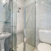 Отель Spoilt for Choice 2-bed/2-bath + Free Parking, фото 8