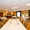 Отель Holiday Inn Express Hotel & Suites Fort Atkinson, an IHG Hotel, фото 16