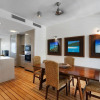 Отель The Boathouse Apartments, фото 4