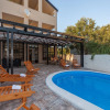 Отель Beautiful Villa With Private Pool 7 En Suite Bedrooms 3 Roofed Terraces Bbq, фото 17