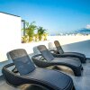 Отель Sunny Private Studio Pool Rooftop Lounge Minutes From the Beach Beaches 5th Avenue, фото 15