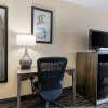 Отель Quality Inn & Suites, фото 6