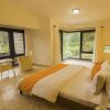 Отель V Resorts Delhi Farm Stay в Нью-Дели