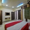 Отель OYO 16076 Hotel Happy Day, фото 14