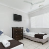 Отель Cairns City Apartments, фото 2