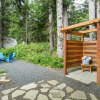 Отель Seven Spruce by Avantstay Cute Cottage w/ Yard & 10 Mins to Tolovana Beach State Park, фото 12