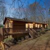 Отель Warm And Cozy Cabin In Lake Lure, Nestled In Hardwood Trees, Peaceful Home~ Wifi 3 Bedroom Home by R, фото 1