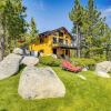 Отель Secluded Mountain Cabin: Sweeping Lake Tahoe Views, фото 16