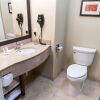 Отель Spark Suites, Hobby Airport - Houston, фото 9