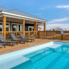 Отель Blue Jays - 2334 Bienville 4 Bedroom Home by RedAwning, фото 16
