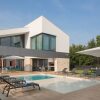 Отель Luxury Villa in Ližnjan With Swimming Pool, фото 22