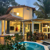 Отель Casa Delfi, Hermosa vista, Jacuzzi e Praia , Buzios, фото 26
