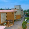 Отель Vedanta Wake Up - Ernakulam, фото 1