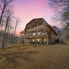Отель Lake Lure Retreat - A Beautiful Lakefront Lodge On Mirror Lake~waterfront~newly Expanded Deck 4 Bedr, фото 1