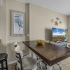 Отель Delightful Beachfront Condo Indoor Outdoor Pool, фото 11