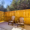 Отель Ern806 - Splashin' Views 2 Bedroom Cabin by RedAwning, фото 15
