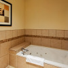 Отель Holiday Inn Express Hotel & Suites Cleburne, an IHG Hotel, фото 8