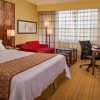 Отель Courtyard by Marriott Long Island MacArthur Airport, фото 7