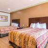 Отель Big Lake Inn & Suites, фото 6