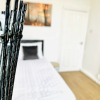 Отель Beautiful 3-bed Apartment With Driveway Parking, фото 7