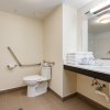 Отель Candlewood Suites Calgary Airport North, фото 9