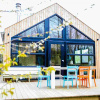 Отель Swarm - 3 Waterlodges Naast Elkaar in Friesland, фото 22